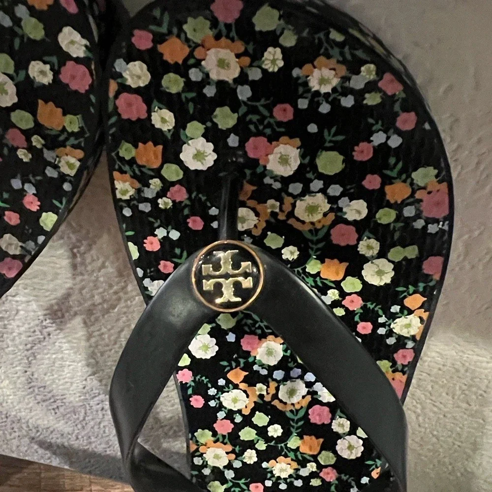 Tory Burch Black Floral Wedge‎ Sandals, NWOT